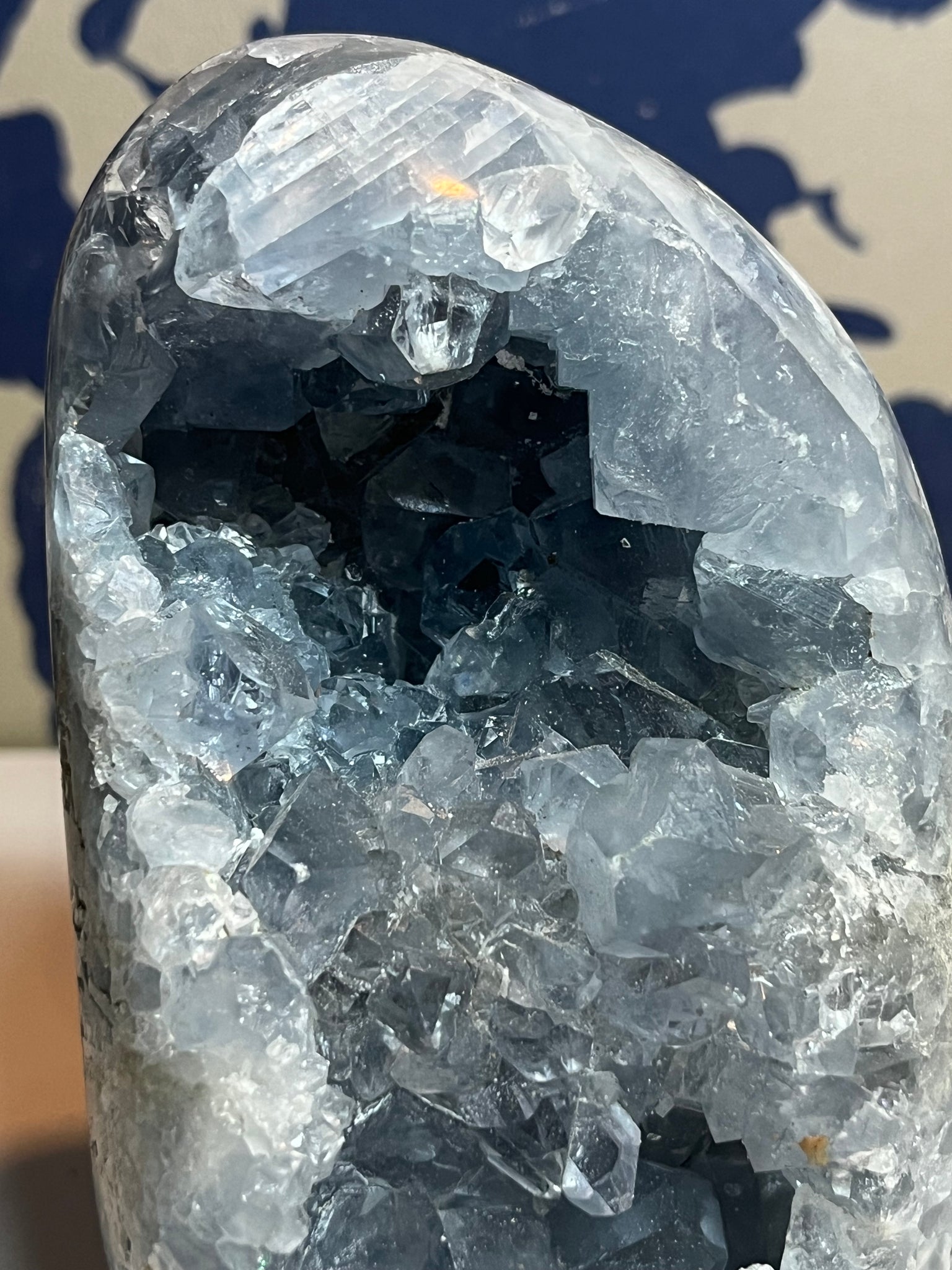 Celestite Form Lg