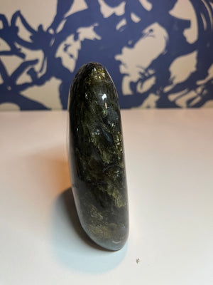 Labradorite Form