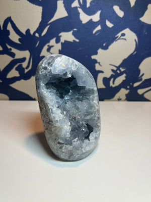 Celestite Form Lg