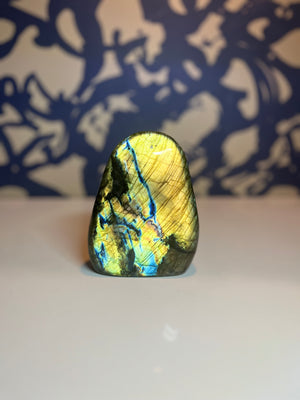 Labradorite Form