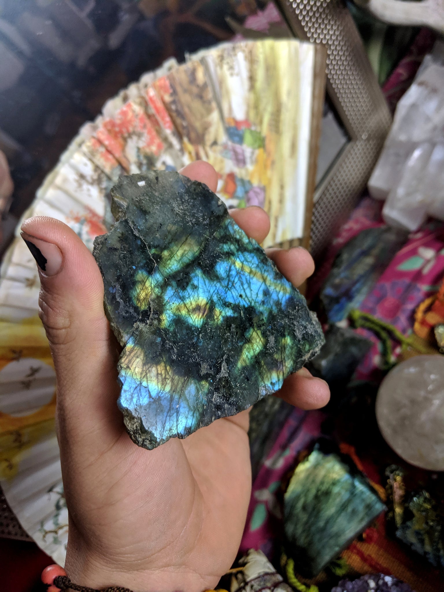 Rough Lg Labradorite